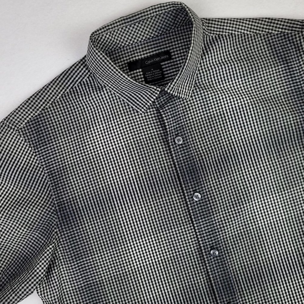 Calvin Klein Jeans Button Up Shirt Men's Size Medium Short Sleeve Black Plaid